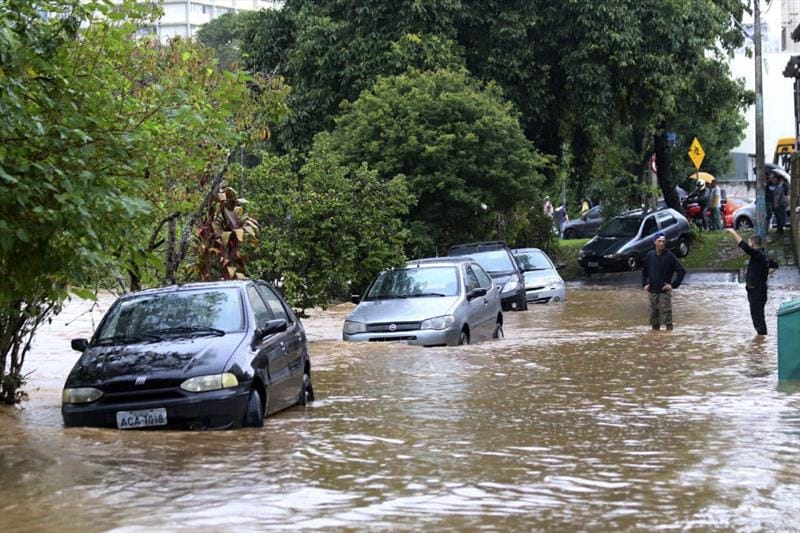 Enchente em Curitiba em 2018